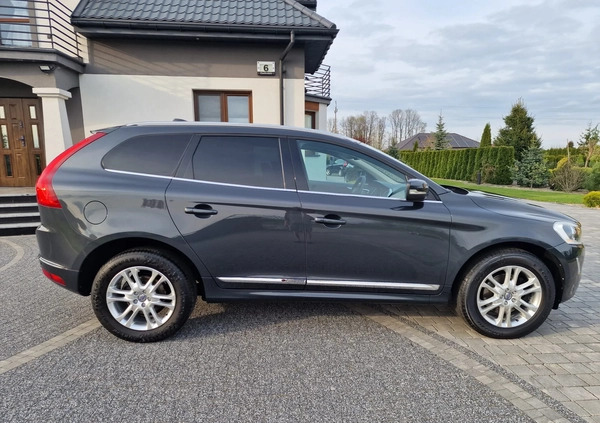 Volvo XC 60 cena 65900 przebieg: 205000, rok produkcji 2014 z Bodzentyn małe 254
